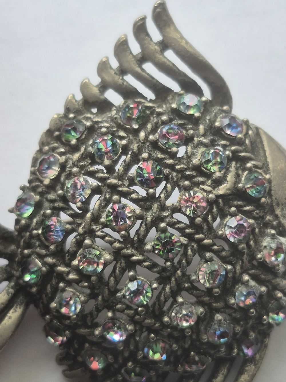 Vintage Aurora Borealis Rhinestone Fish Brooch – Mid Century Silver Tone Figural